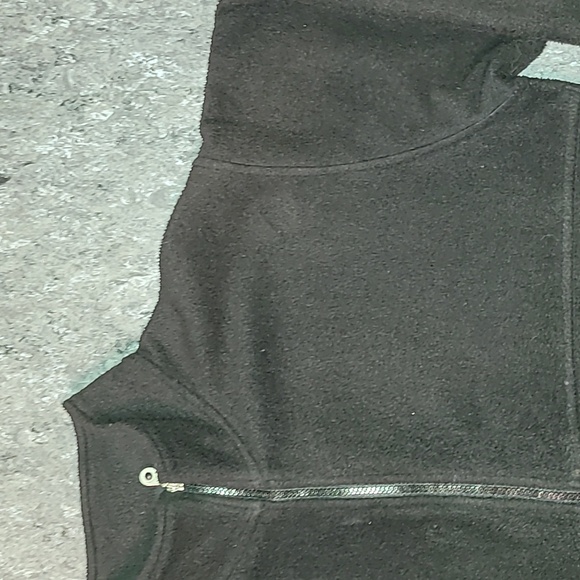 Vintage. Made in USA. Lands' End. Full-zip. Fleece jacket. Men's size Large. - Picture 8 of 14